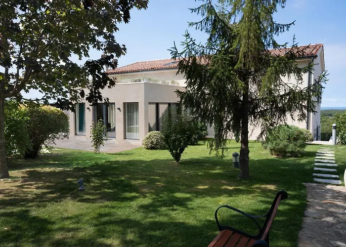 Restaurant & Morgan Bed & Breakfast 4*