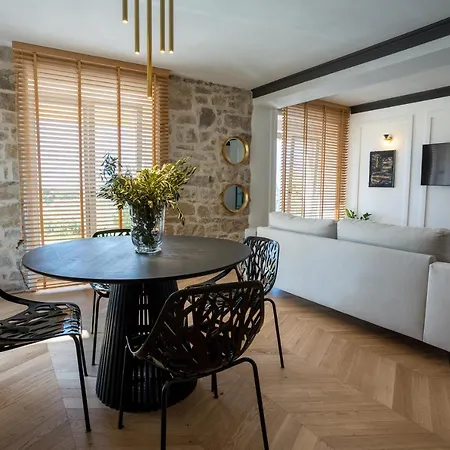 Restaurant & Morgan Frühstückspension