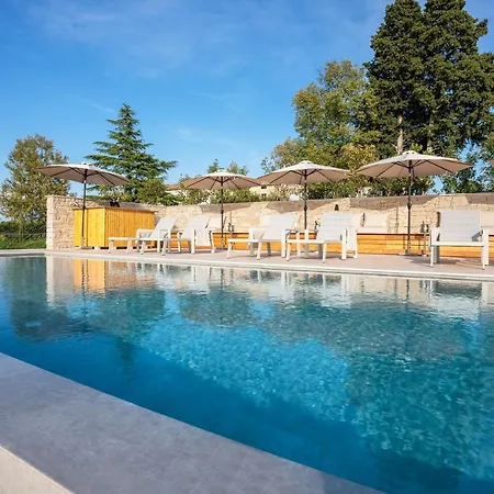 Restaurant & Morgan krevet i doručak